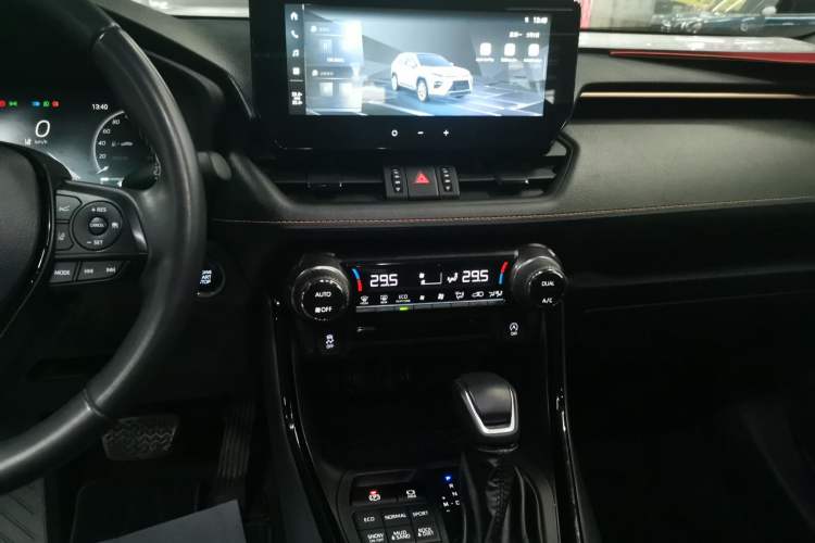 Used Toyota Wildlander 2024 2.0L CVT 4x4 Luxury PLUS Edition