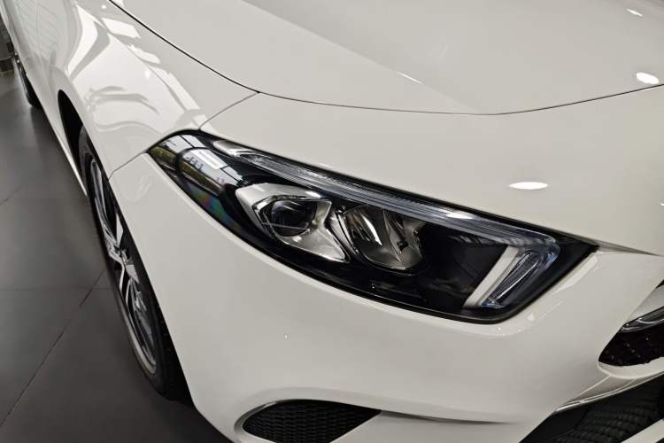 Used Mercedes-Benz A-Class 2022 A 200 Dynamic Edition Right Front Headlight