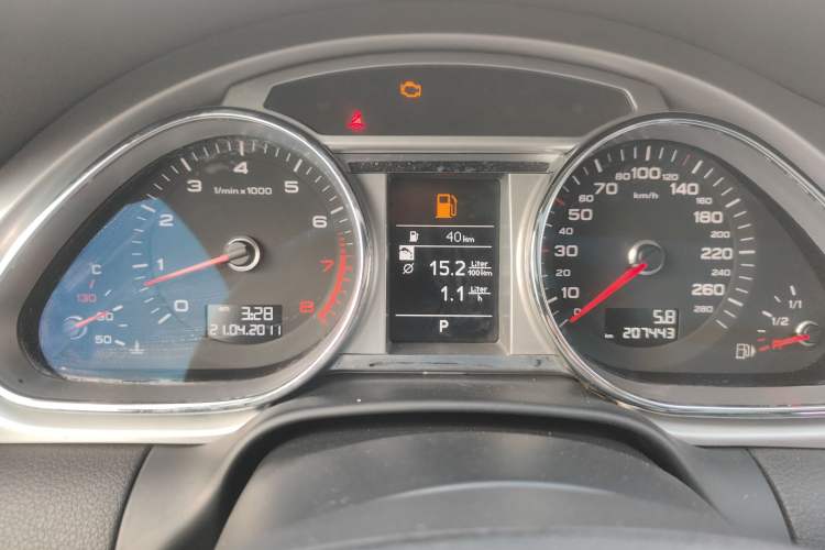 Used Audi Q7  Instrument Cluster