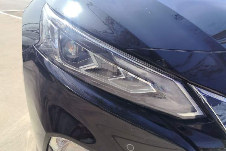 Used Nissan Teana 2021 2.0L XL Upper AD1 Smart Drive & Navigation Edition Right Front Headlight