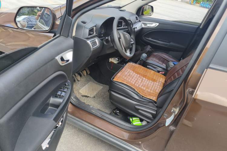 Used FAW Junpai D60 2015 1.5L Manual Standard Edition Driver Seat