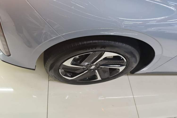 Used Geely Galaxy L6 2025 EM-i 140km Explorer+ Edition