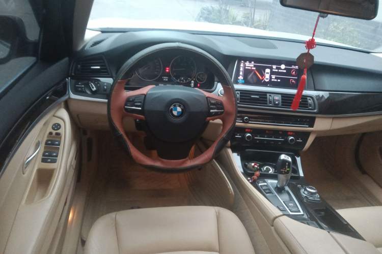 Used BMW 5 Series 2013 525Li Leading Model