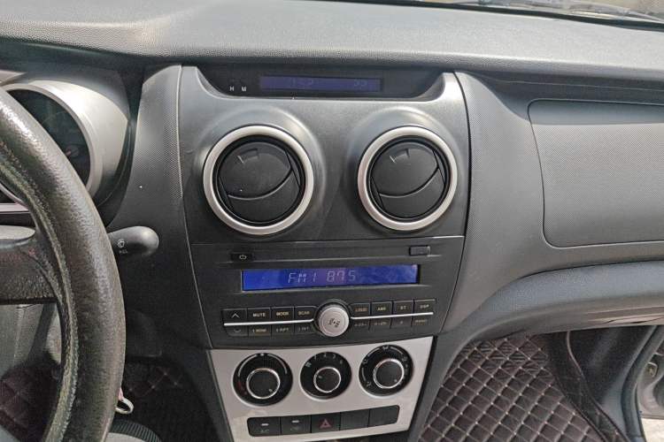 Used CHANGAN KAICHENG Ounuo S 2014 1.3L Happiness Model Audio And AC Panel