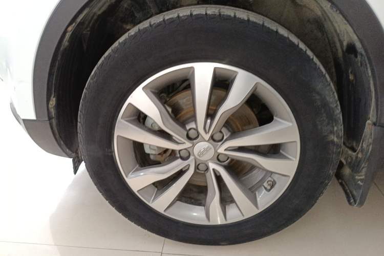 Used Geely Auto Emgrand X7 Sport 2016 1.8TD Automatic Smart Connectivity Version Left Front Wheel Hub