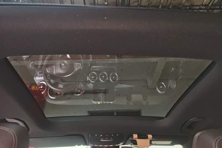 Used Mercedes-Benz GLC 2017 GLC 260 4MATIC Luxury Model Headliner