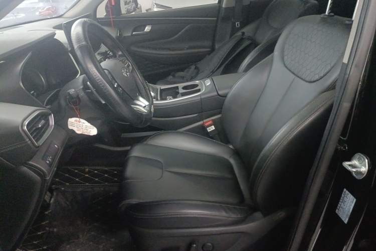 Used Hyundai Santa Fe 2023 Traveler 380T GDi Automatic Two-Wheel Drive GLX Elite Edition Left Front Seat