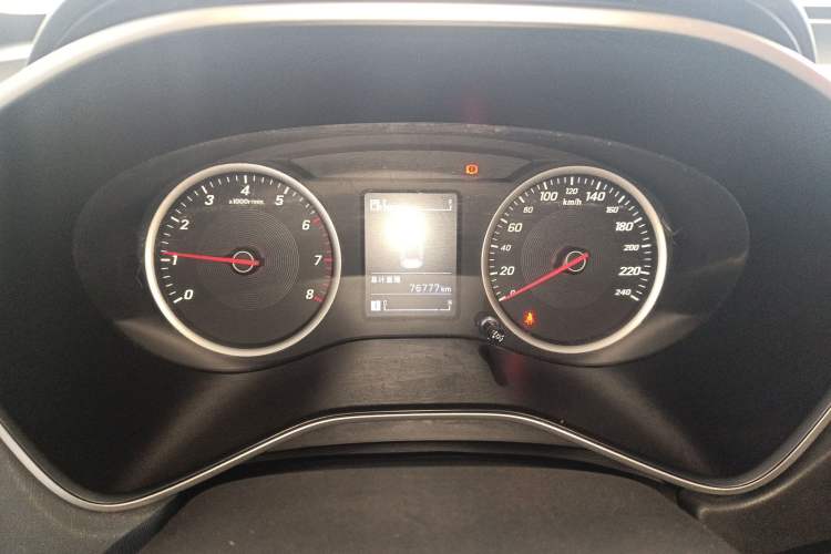 Used Baojun 530 2019 1.5T Manual Comfort Version 7 Seats China VI Emission Standard
