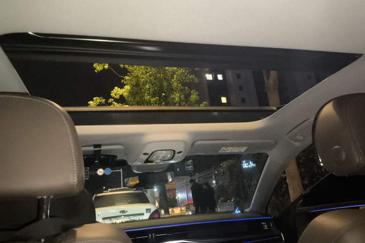 Used Audi A7L 2022 55 TFSI quattro S-line Zhiyuan Crystal Flow Package
