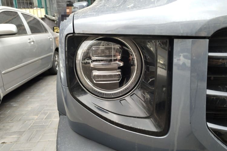 Used Haval DARGO 2022 1.5T DCT Two-Wheel Drive Border Collie Edition Right Front Headlight