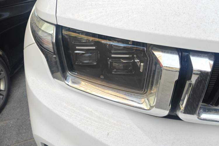 Used BAIC Off-Road BJ60 2022 2.0T May Day Edition Five Seats Right Front Headlight