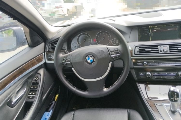 Used BMW 5 Series 2011 523Li Luxury Model Steering Wheel