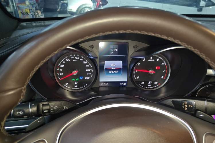 Used Mercedes-Benz GLC 2017 GLC 260 4MATIC Dynamic Edition Instrument Cluster