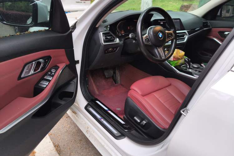 Used BMW 3 Series 2021 Facelifted 320Li M Sport Package
