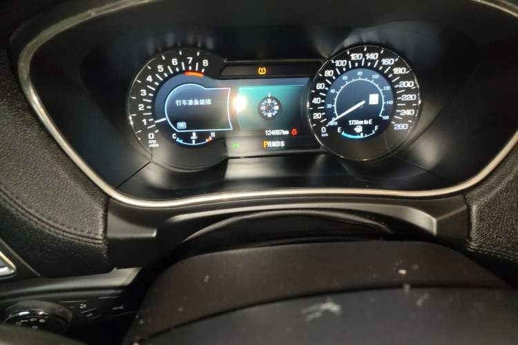 Used Lincoln MKX 2015 2.0T Two-Wheel Drive Deluxe Edition