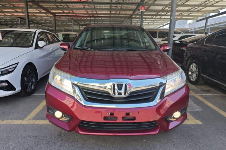 Used Honda Crider 2013 1.8L automatic luxury edition