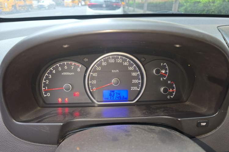 Used Hyundai Celesta 2011 1.6L Manual Luxury Model
