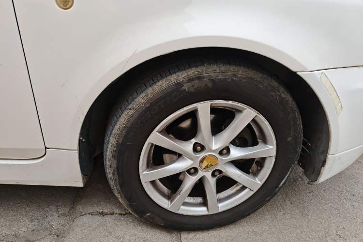 Used Lotus L3 2010 Sedan 1.6L Manual Elite Model