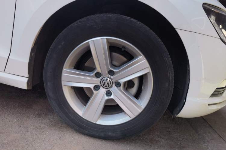 Used Volkswagen Lamando 2017 230TSI DSG Fashion Edition
