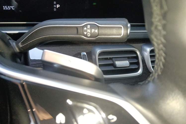 Used Mercedes-Benz GLE 2024 GLE 350 4MATIC Stylish Model Gear Lever