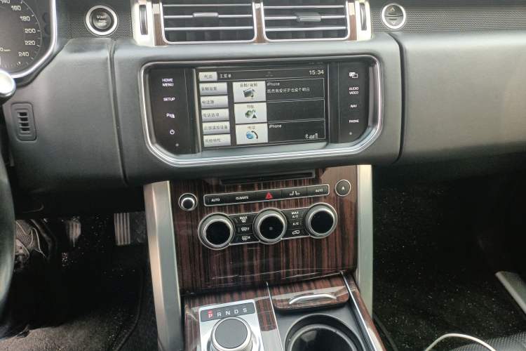 Used Land Rover Range 2015 3.0 SC V6 Vogue Audio And AC Panel