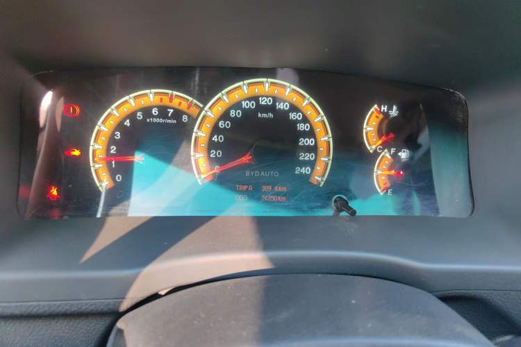 Used BYD F3 2015 Energy-Efficient Model 1.5L Manual Comfort Edition
