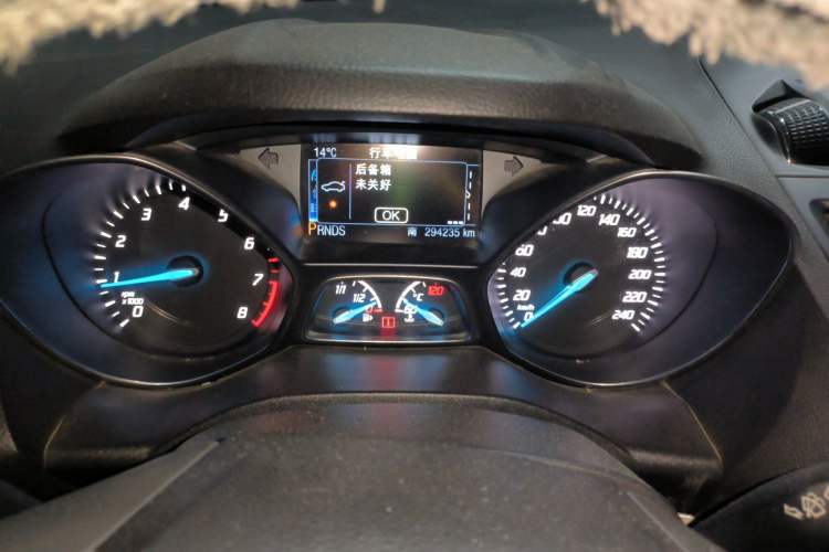 Used Ford Kuga 2013 2.0L GTDi Four-Wheel-Drive Sport Model
