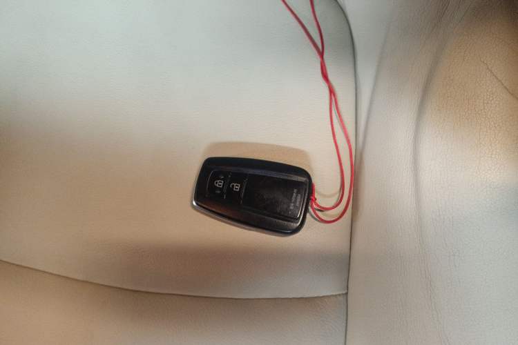 Used Toyota RAV4 2020 2.0L CVT Two-Wheel Drive Fashion PLUS Edition