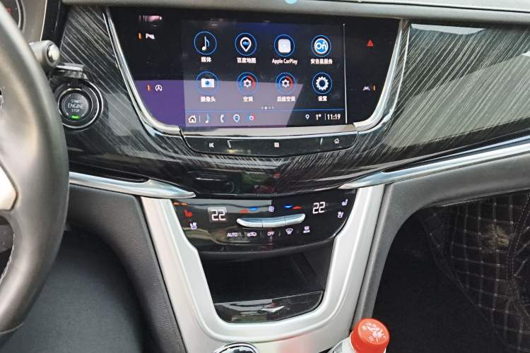 Used Cadillac XT6 2021 2.0T Six-Seater Four-Wheel-Drive Luxury Version Audio And AC Panel