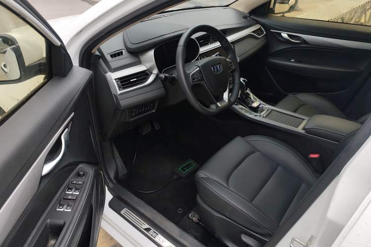 Used Geely Auto Emgrand 2018 1.5L CVT Upward Connect Edition Driver Seat