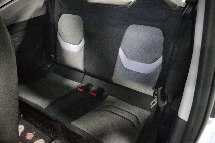 Used Chery QQ Ice Cream 2022 Pudding Model Left Rear Seat