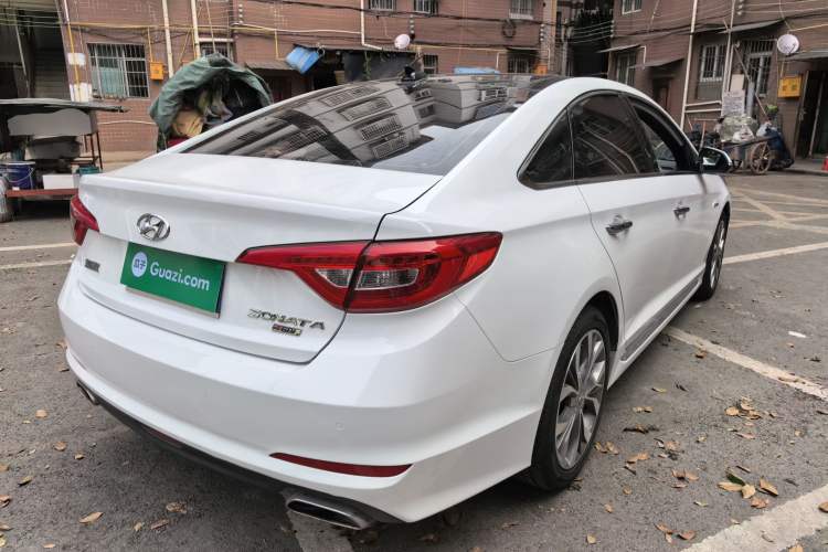 Used Hyundai Sonata 2015 1.6T GLX Advanced Model Rear Right 45 Deg