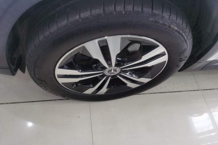 Used Mercedes-Benz GLA 2022 GLA 220 Left Front Wheel Hub