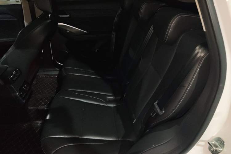 Used Wey VV6 2020 2.0T Two-Wheel Drive Smart Enjoyment+