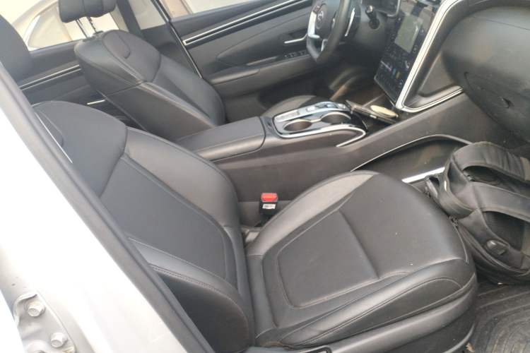 Used Hyundai Tucson 2023 Tucson L 1.5T Automatic Two-Wheel Drive DLX Luxury Edition
