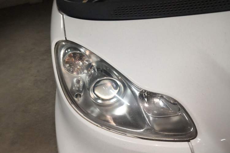 Used smart fortwo 2011 1.0 MHD Hardtop Standard Edition
