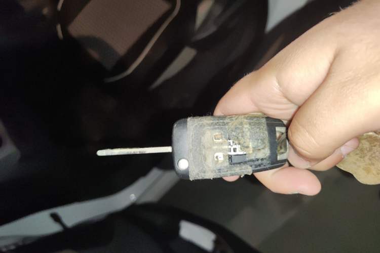 Used Chevrolet Sail 2015 Sail 3 1.5L Manual with Ideal Sunroof Edition