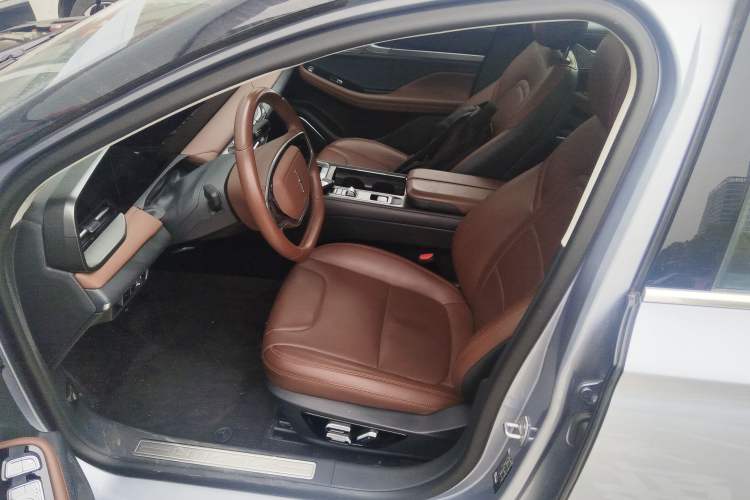 Used Lincoln Z 2024 2.0T Two-Wheel Drive Luxury Hybrid Version Left Front Seat