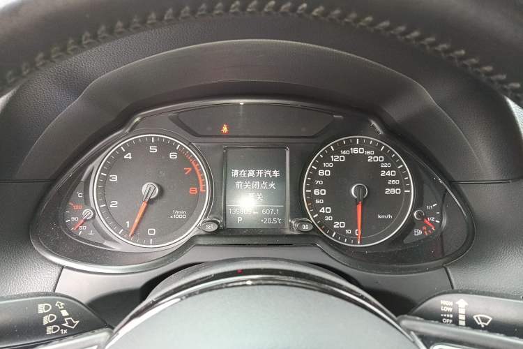 Used Audi Q5 2013 40 TFSI Ambition Instrument Cluster