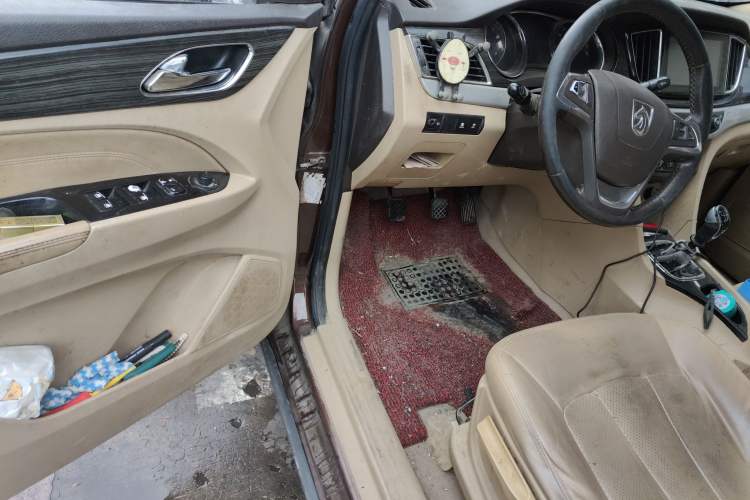 Used Baojun 730 2016 1.5L Manual Luxury Edition 7 Seats