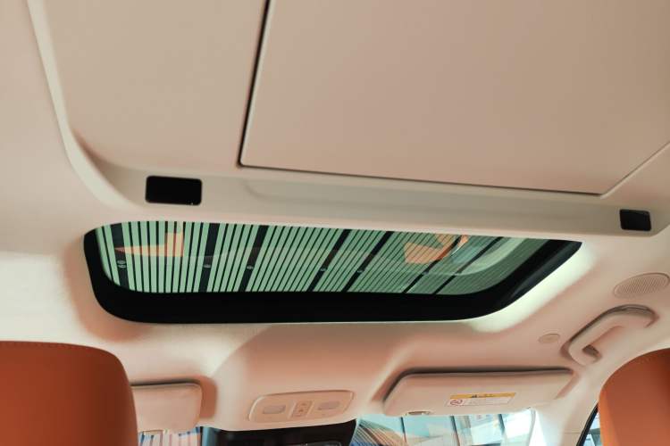 Used Wey Lanshan 2025 Four-Wheel Drive Max Headliner