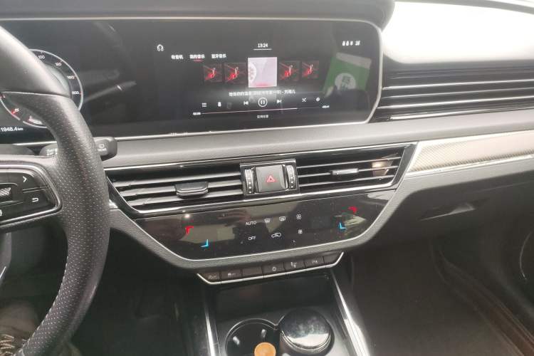 Used Hongqi HS5 2019 2.0T Smart Connect Flagship All-Wheel-Drive Version
