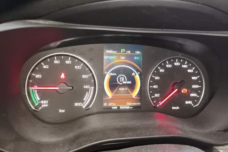 Used BYD Song MAX New Energy 2019 DM 1.5T Smart Connect Advanced 7-Seater China VI Standard Instrument Cluster