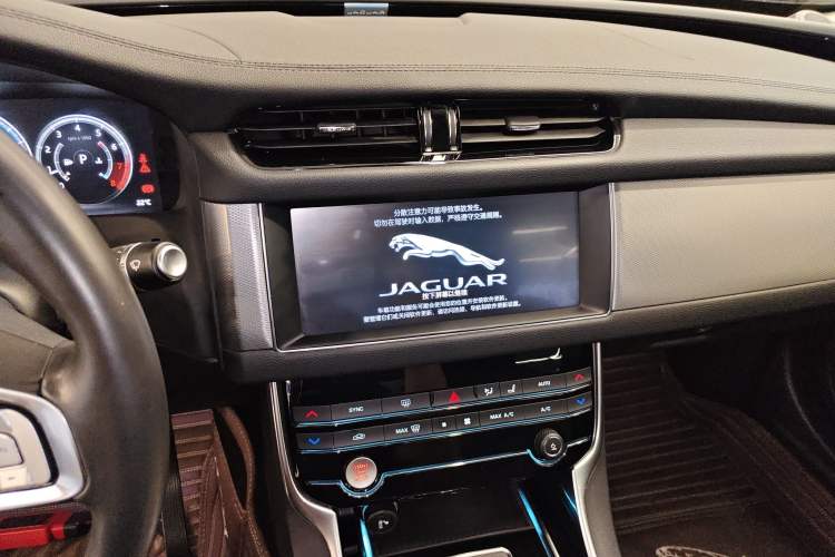 Used Jaguar XFL 2020 XFL 2.0T P200 Two-Wheel-Drive Elite Edition
