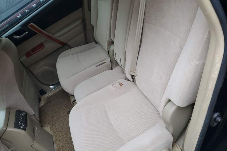 Used Toyota Highlander 2011 2.7L Two-Wheel Drive 7-Seater Elite Edition
