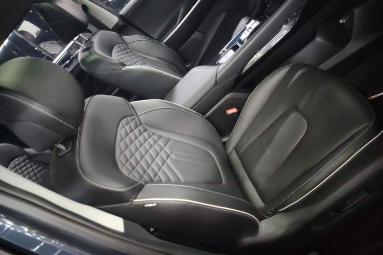 Used Hyundai Custo 2021 380TGDi Smart Love Flagship Edition TOP Premium
