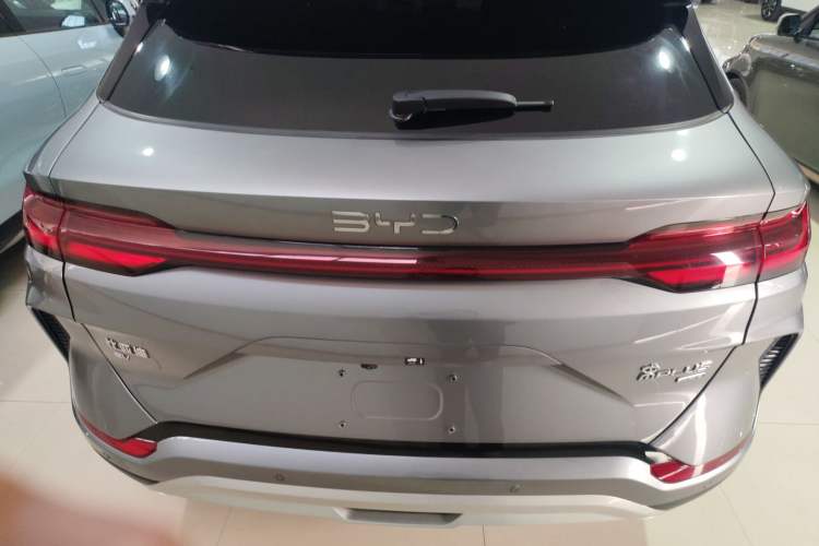 Used BYD Song PLUS New Energy 2025 EV Intelligent Driving Version 520km Premium Model Rear