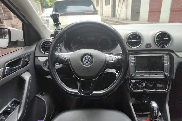 Used Volkswagen Jetta 2019 Dream Edition 1.5L Automatic Comfort Version
