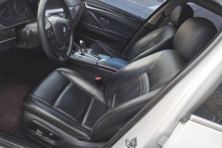 Used BMW 5 Series 2014 525Li Luxury Design Package