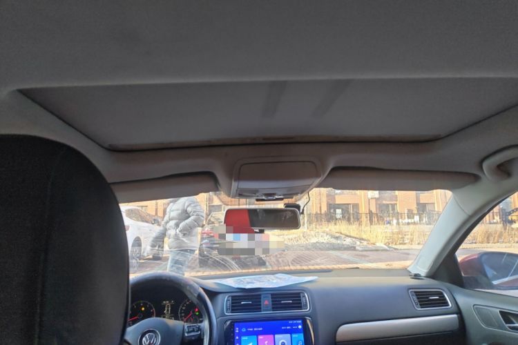 Used Volkswagen Sagitar 2012 1.4TSI Automatic Luxury Edition Headliner